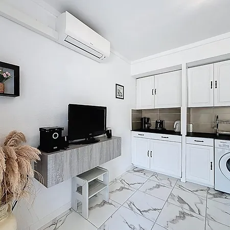 Jardins Ii - Bx Piso Con Piscina Comunitaria * ロザス
